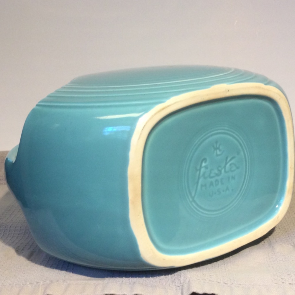 Fiestaware Disk Pitcher - Picture 4 of 13